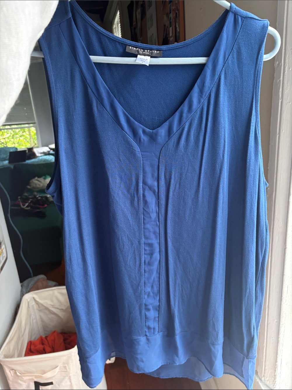 Simply Styled Navy Blue V-Neck Sleeveless Blouse